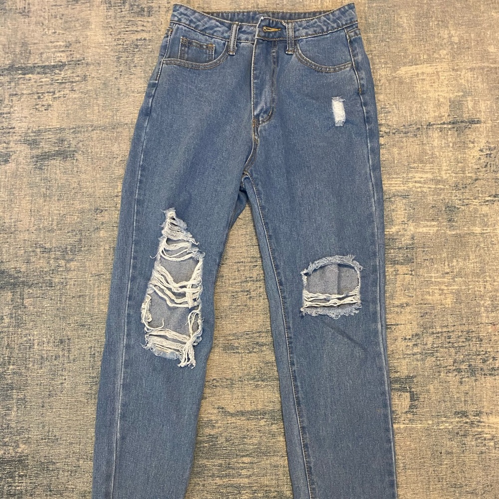 Ripped mom jeans